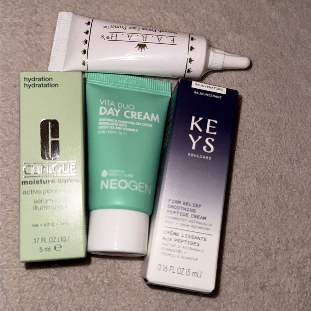 13 pieces Assorted Skincare and Makeup Set new - Picture 5 of 6